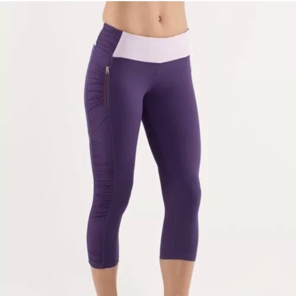 Lululemon Run in the Sun Crop Grape Leggings Sz 6